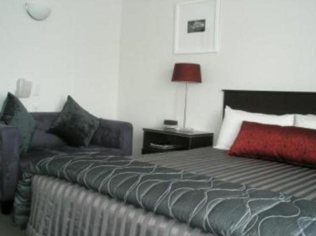 83 By The Sea Motor Lodge Lower Hutt Exterior foto